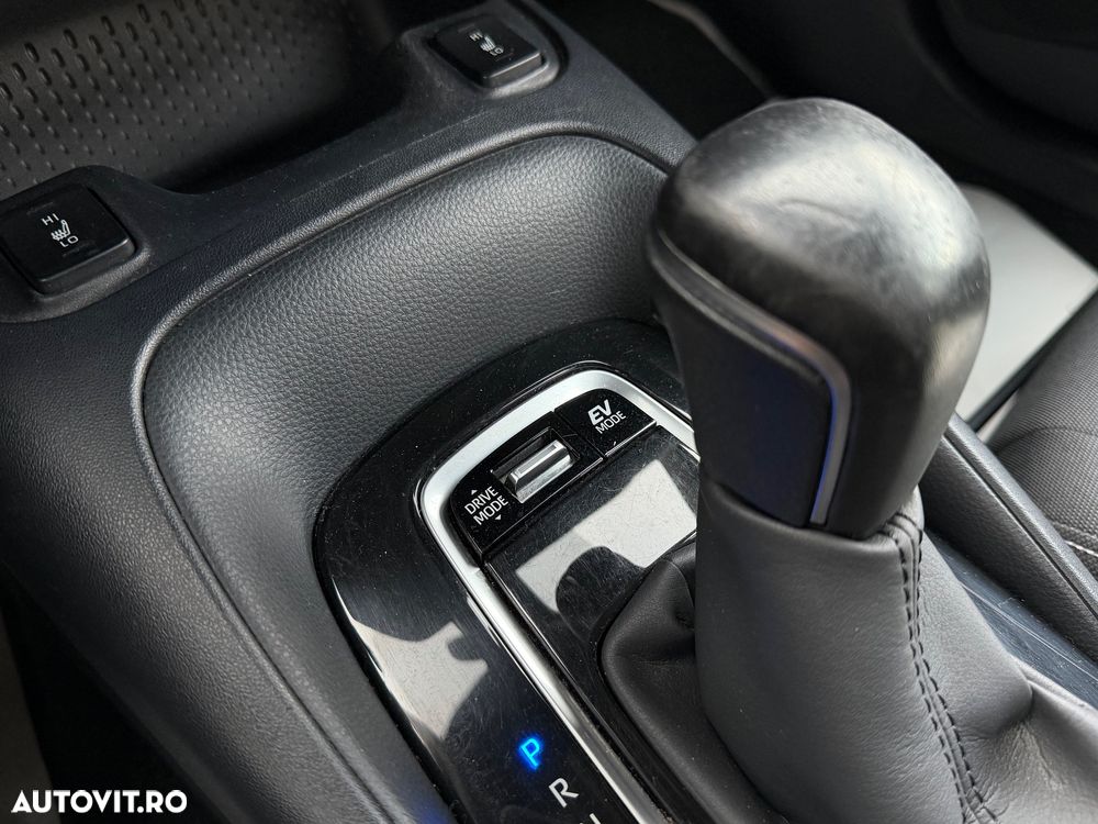 Toyota Corolla 1.8 HSD Dynamic - 24