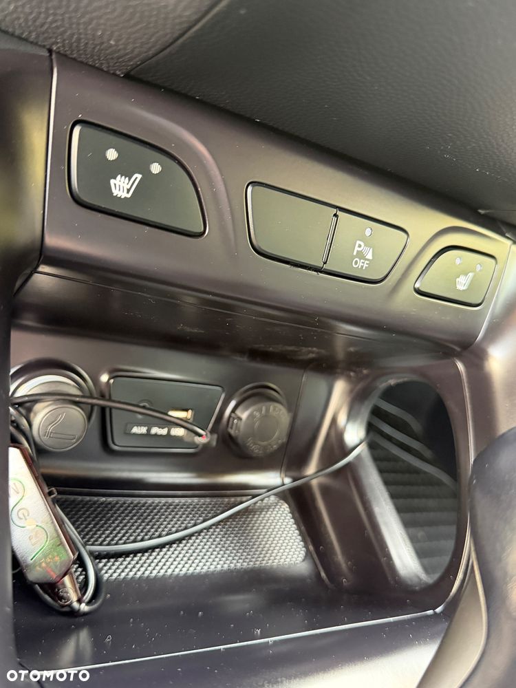 Hyundai ix35 2.0 CRDi 4WD Automatik Premium - 21