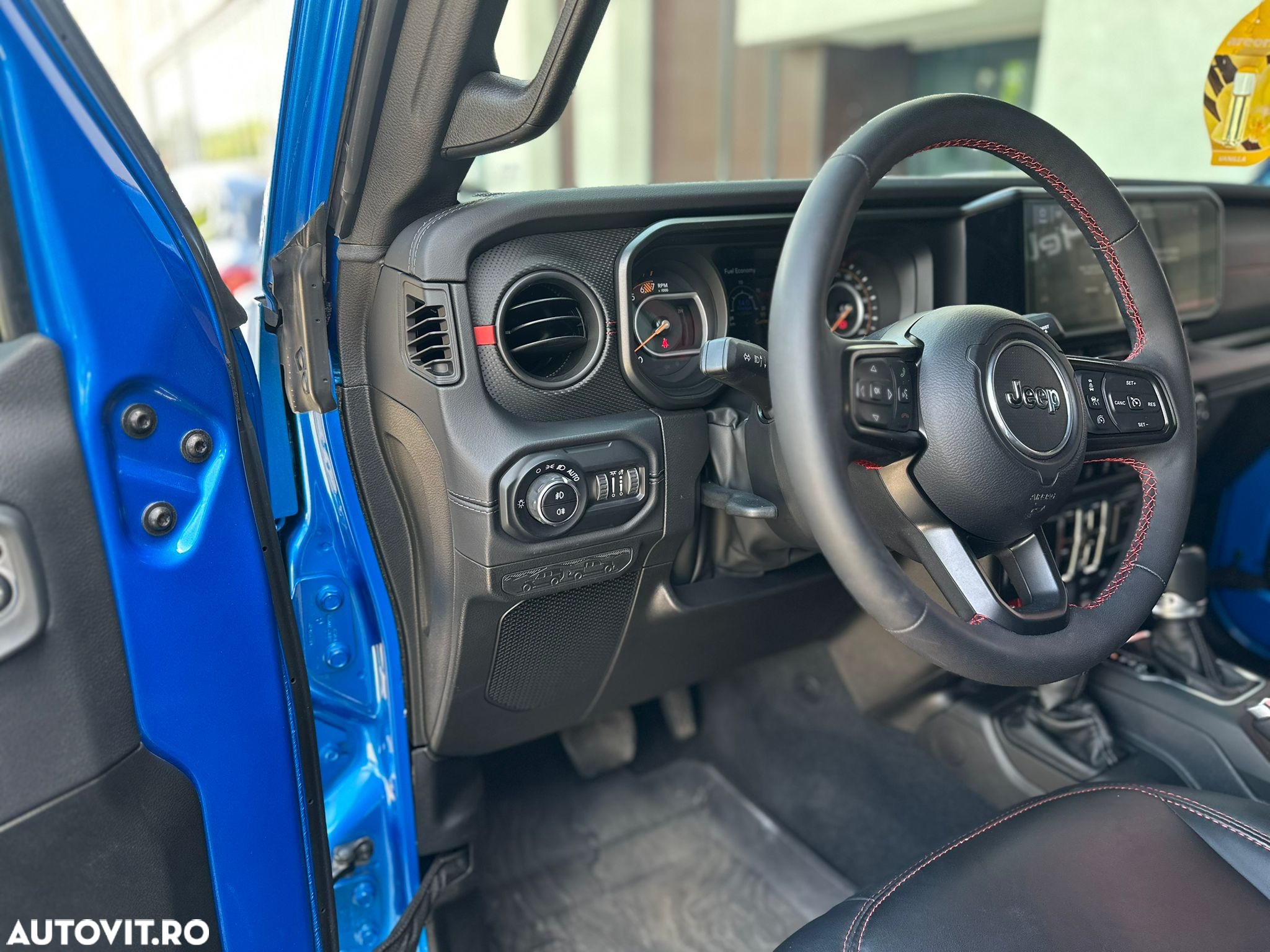 Jeep Wrangler Unlimited 2.0 Turbo AT8 Rubicon - 11
