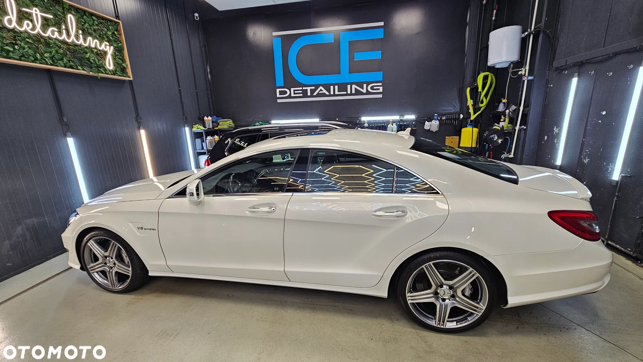 Mercedes-Benz CLS - 2