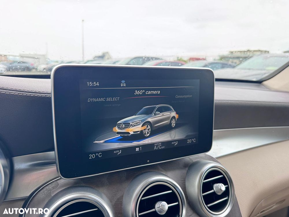 Mercedes-Benz GLC 250 d 4MATIC 9G-TRONIC AMG Line - 37