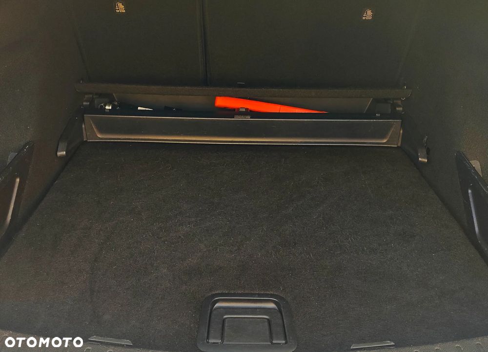 Toyota Corolla 1.8 Hybrid Active - 19
