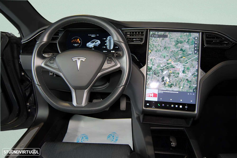 Tesla Model S - 22
