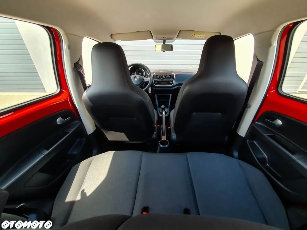 Volkswagen up! - 29