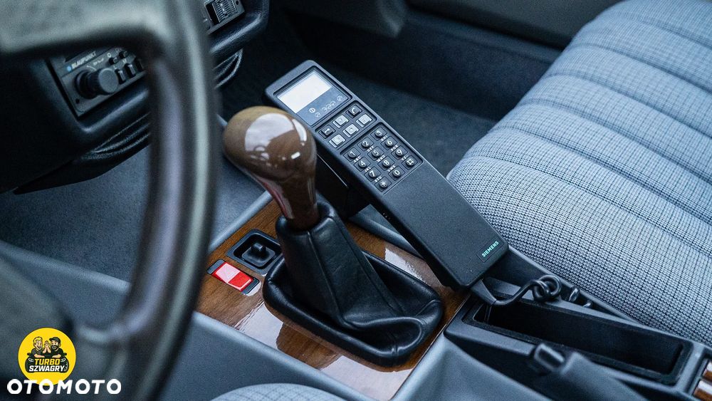 Mercedes-Benz W201 (190) - 10