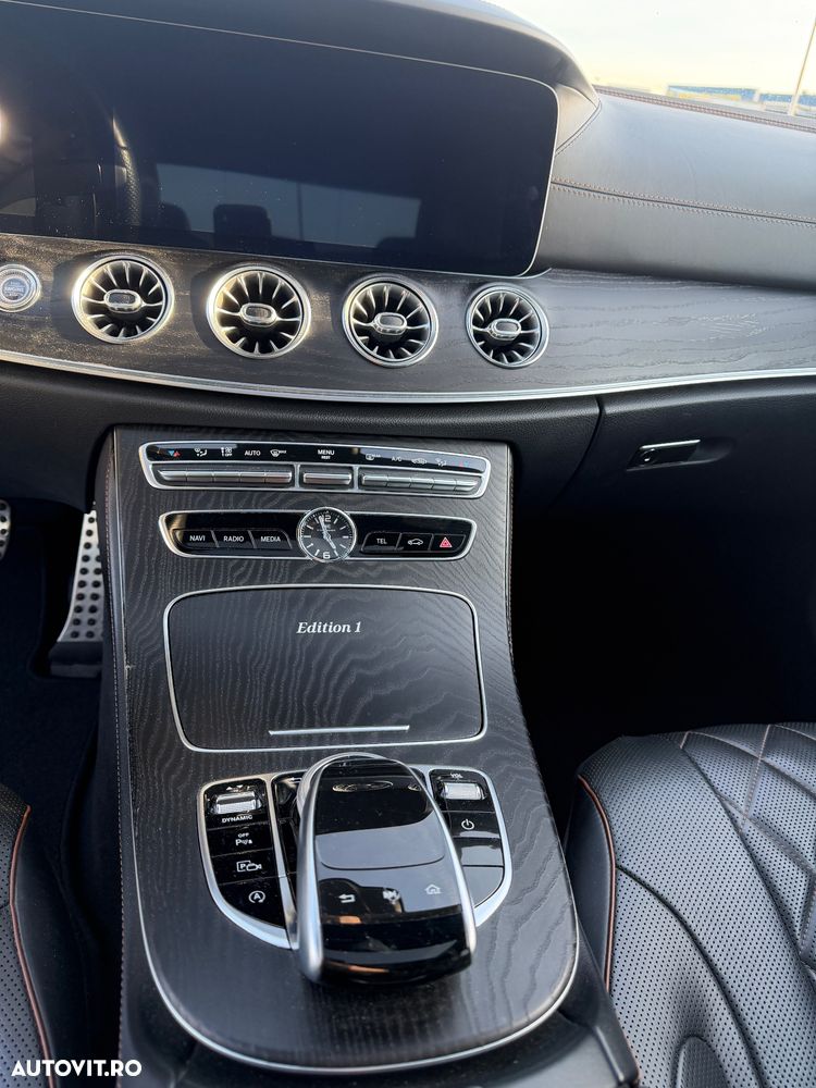 Mercedes-Benz CLS - 10