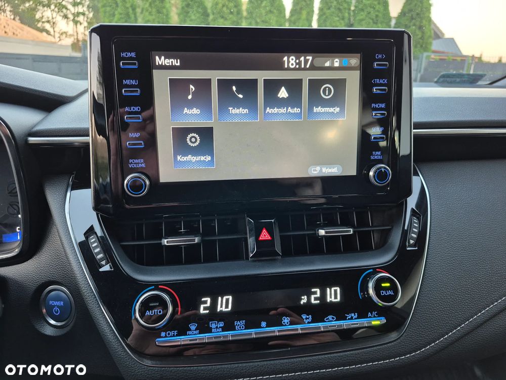 Toyota Corolla 1.8 Hybrid Comfort - 16