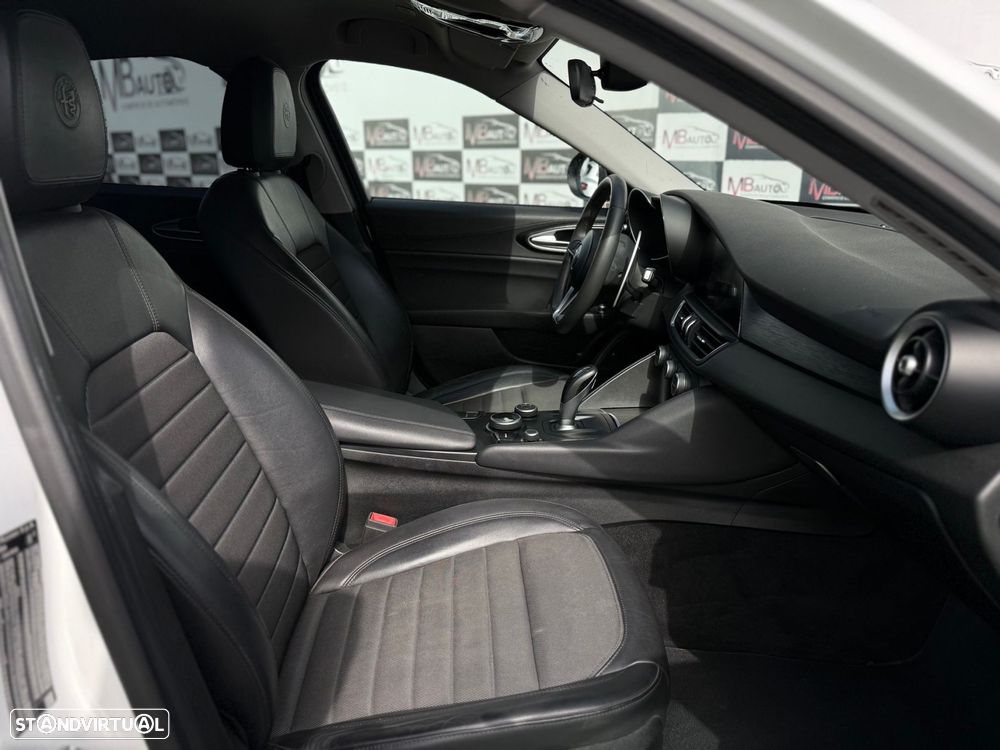 Alfa Romeo Giulia 2.2 D Super AT8 - 48