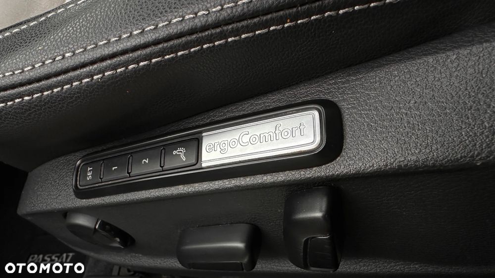 Volkswagen Passat Variant 2.0 TDI Bi-Turbo BMT 4Mot Highline DSG - 18