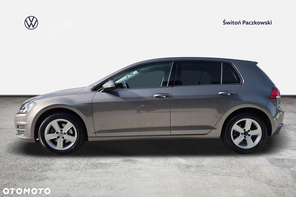 Volkswagen Golf - 2