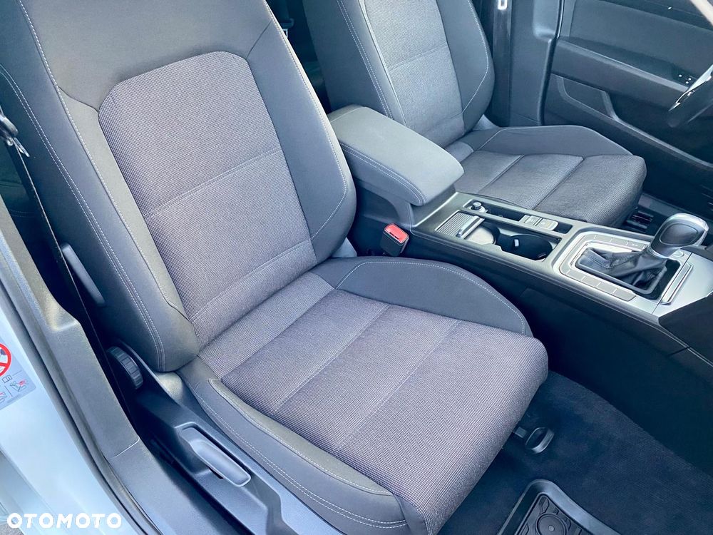 Volkswagen Passat 1.5 TSI OPF DSG Highline - 23