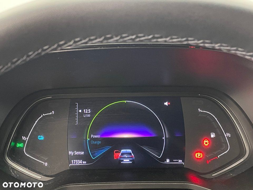 Renault Clio - 11