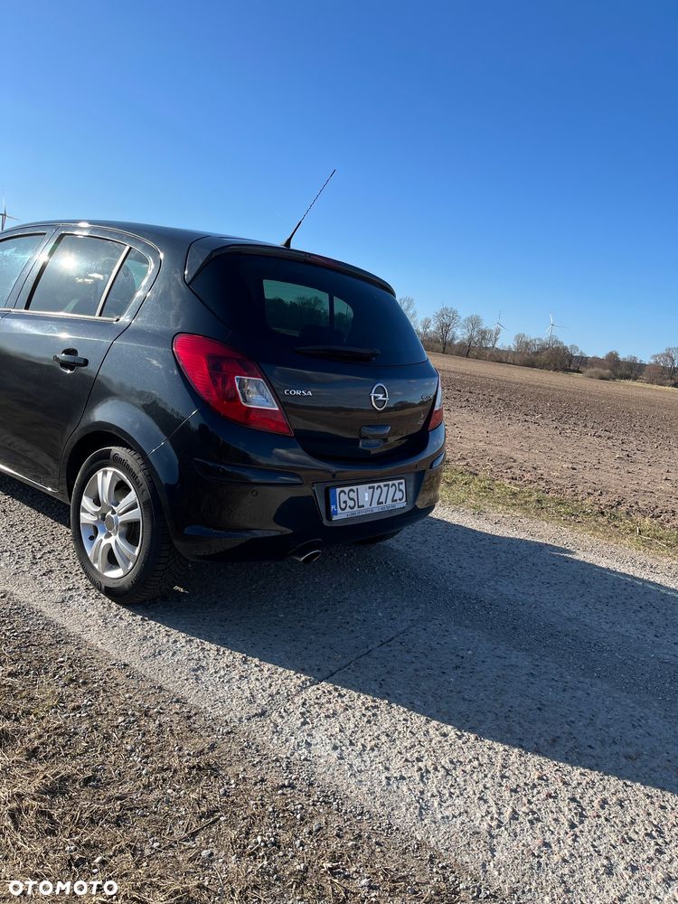 Opel Adam 1.2 Black Link - 13