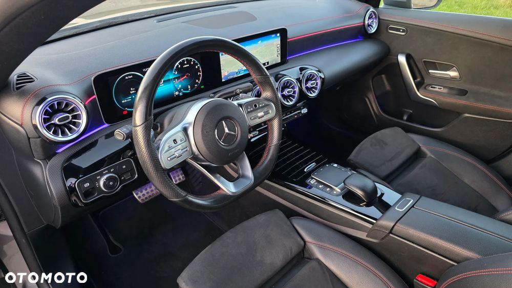 Mercedes-Benz CLA 180 7G-DCT AMG Line - 7