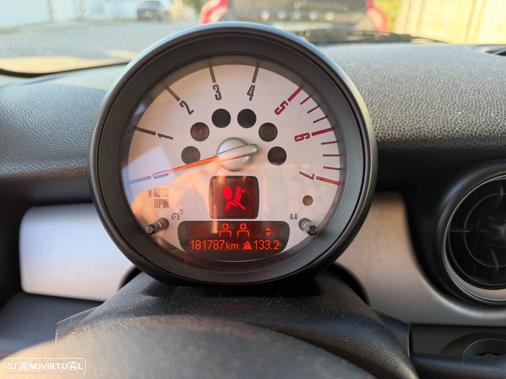MINI 3 Portas - 11