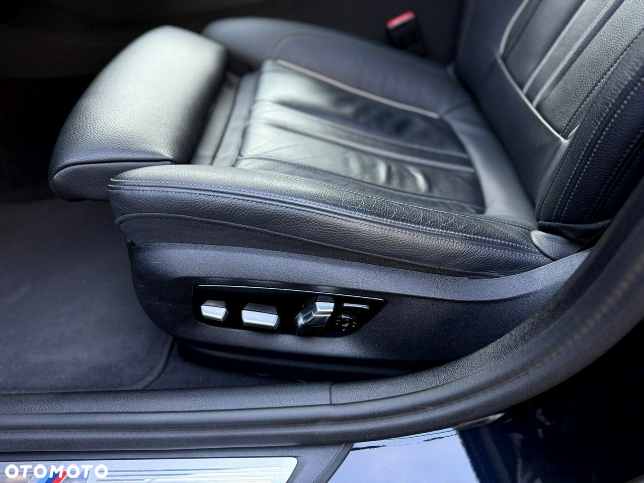 BMW Seria 5 530d xDrive M Sport Edition - 13