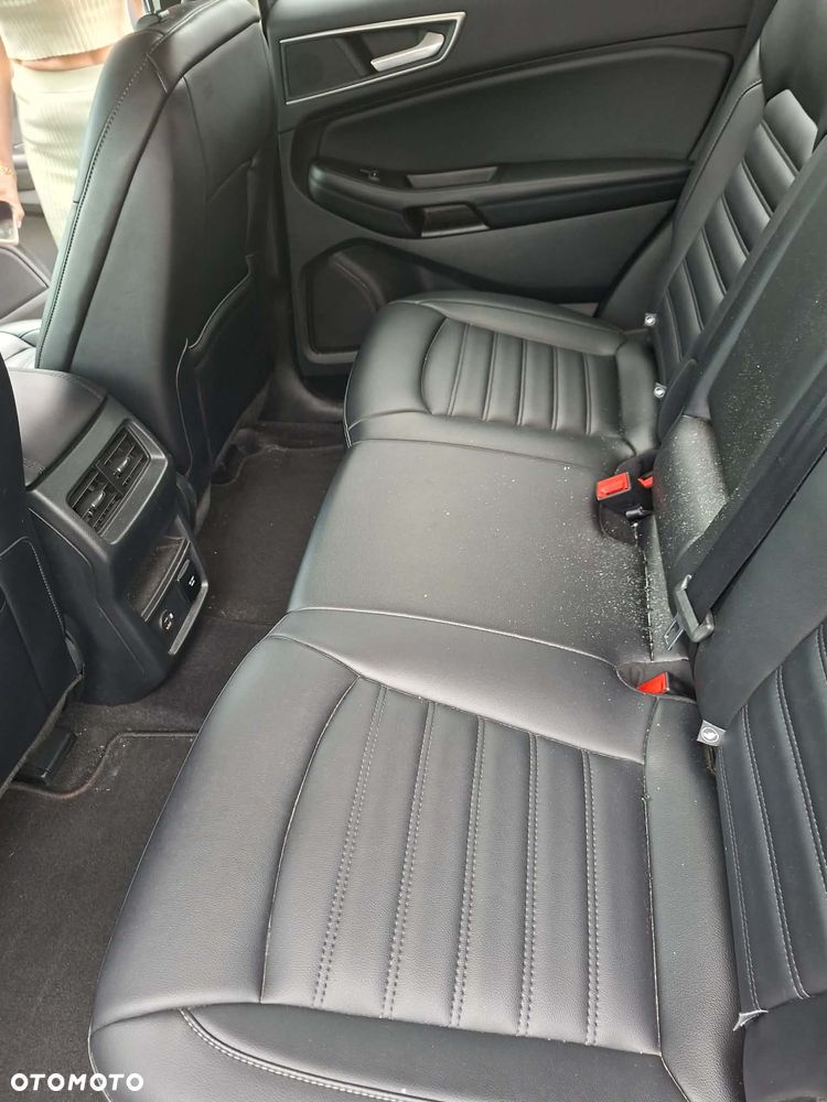 Ford Edge - 18