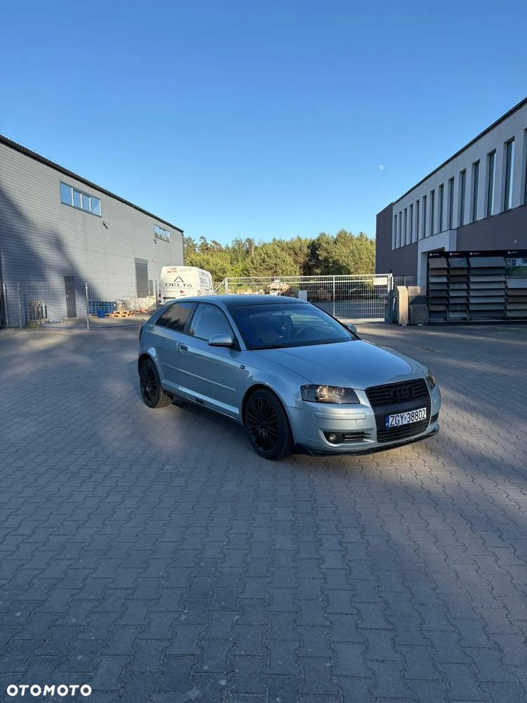 Audi A3 3-drzwiowe 2.0 FSI Ambiente - 6