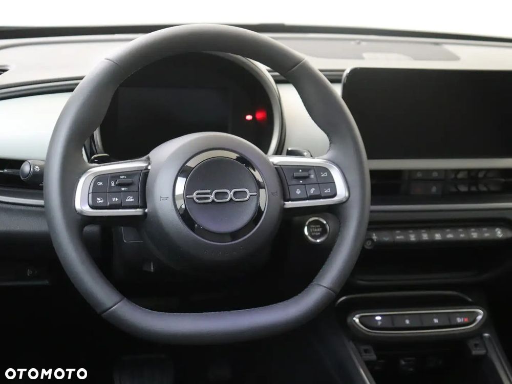 Fiat 600 1.2 Turbo La Prima eDCT - 6