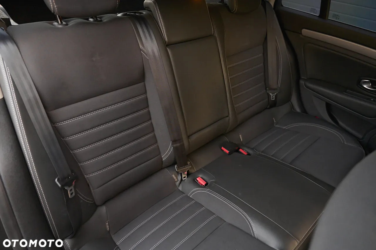 Renault Laguna dCi 150 FAP Dynamique - 17