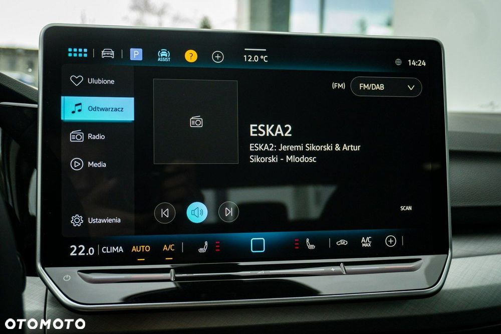 Volkswagen Golf - 22