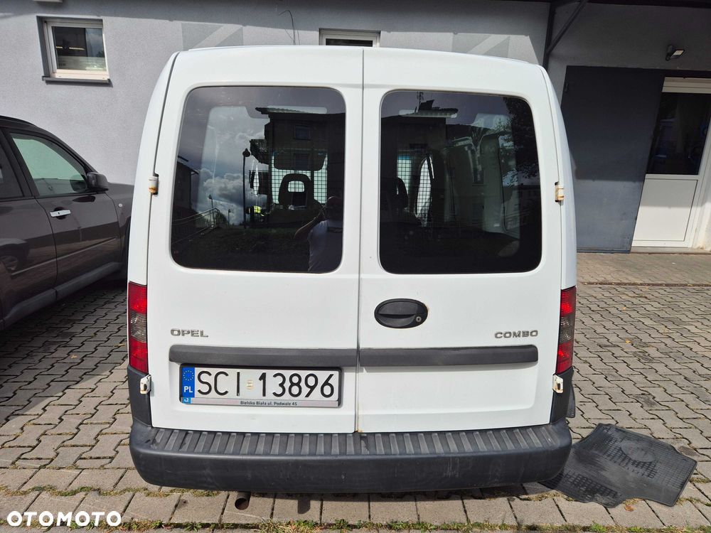 Opel Combo - 4