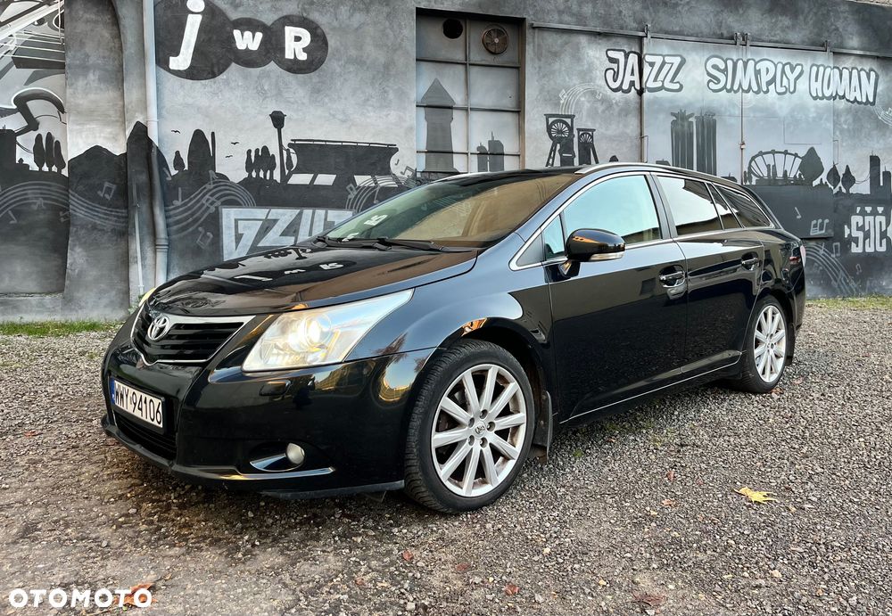 Toyota Avensis - 1