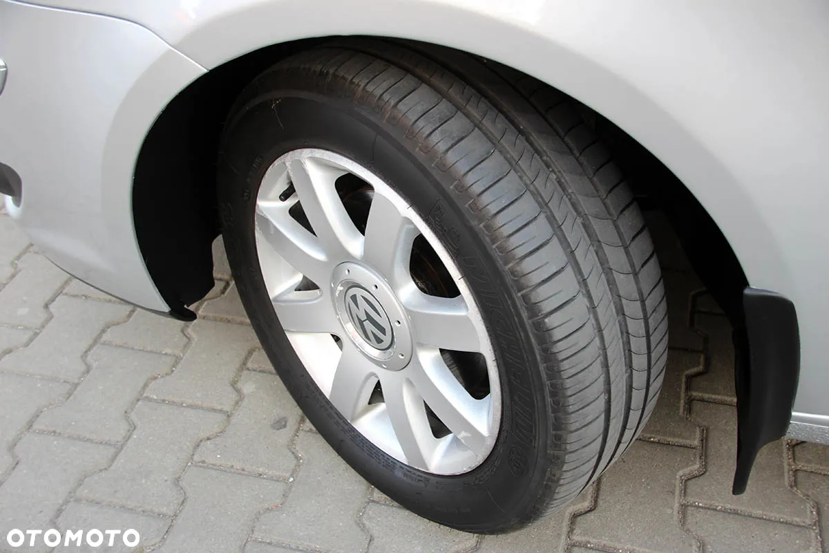 Volkswagen Touran 1.4 TSI DSG Highline - 36