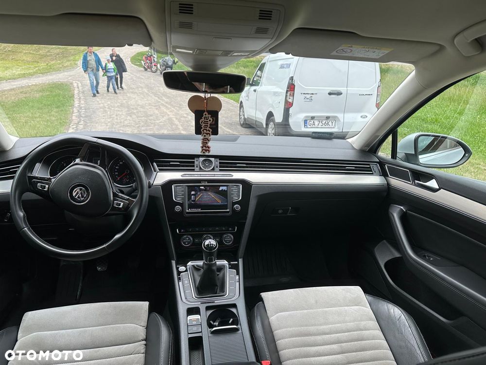 Volkswagen Passat 2.0 TDI BMT Highline - 6
