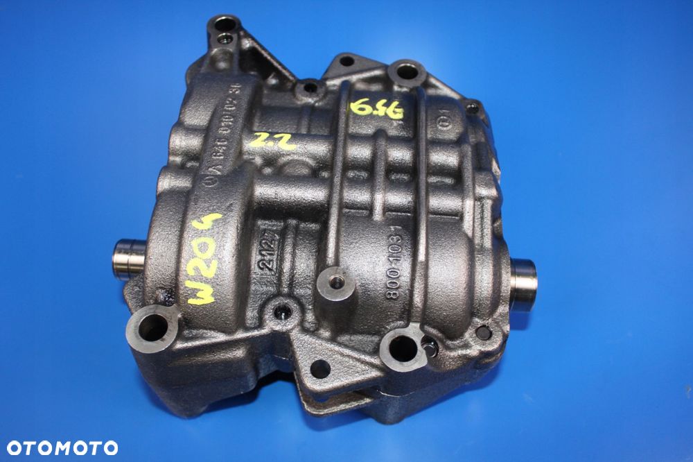 W204 W211 VITO 2.2 CDI POMPA OLEJU - 1