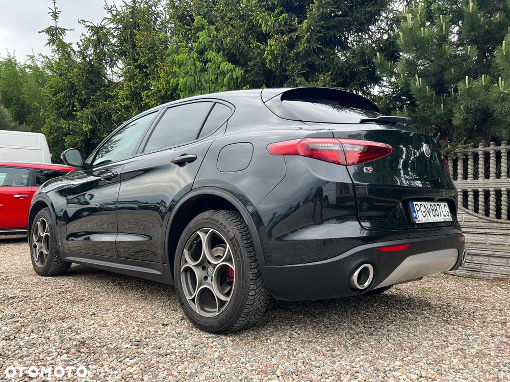 Alfa Romeo Stelvio 2.2 JTDM Executive Q4 - 36