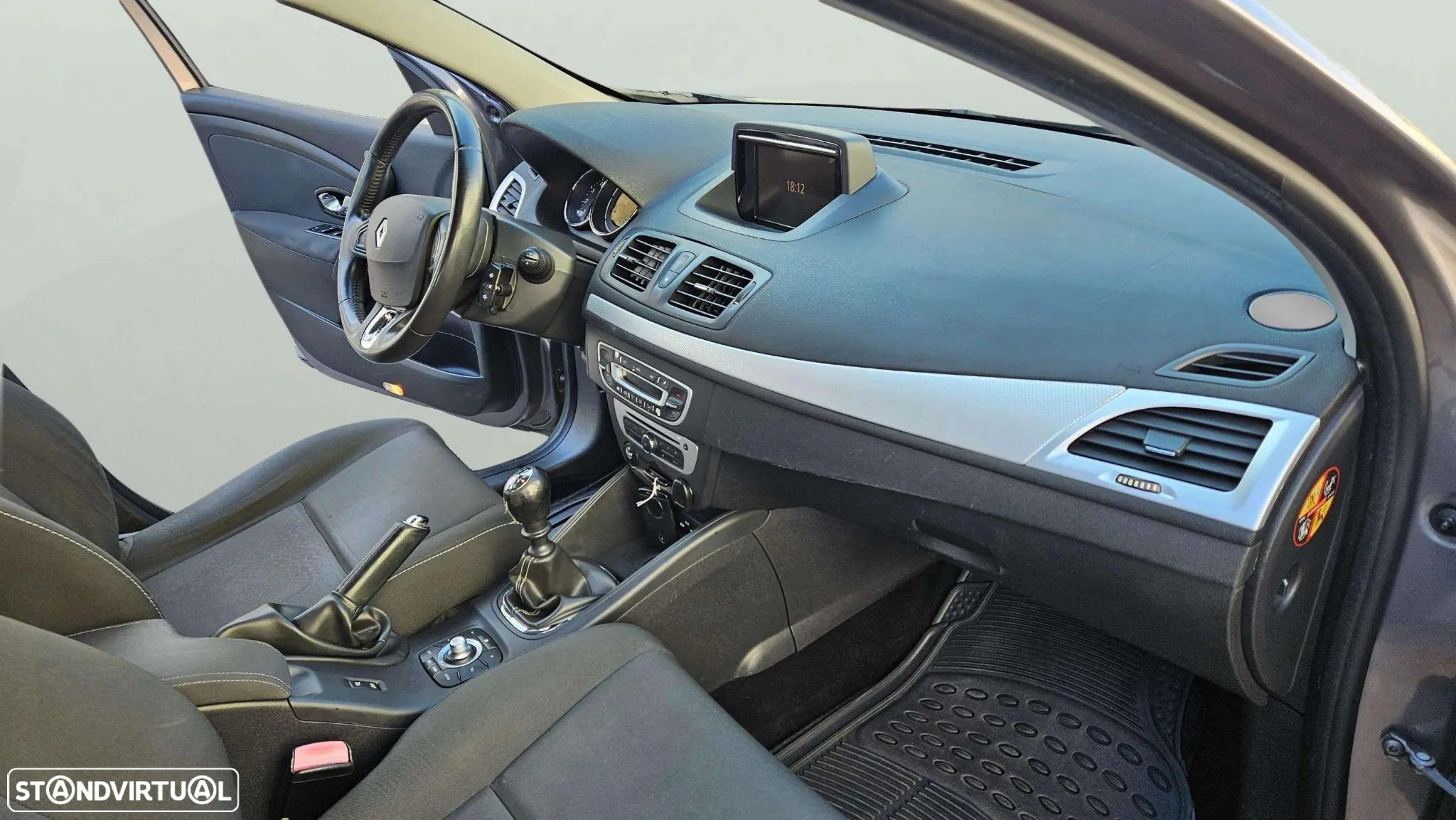Renault Mégane 1.5 dCi Dynamique S - 14
