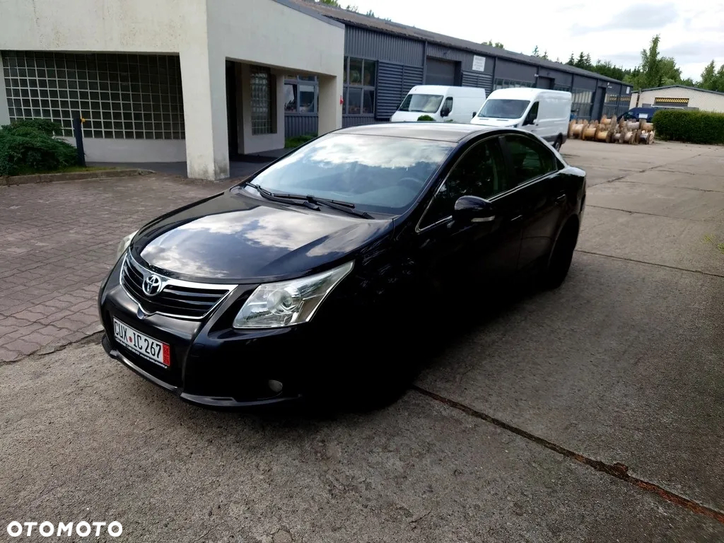 Toyota Avensis 1.8 Sol - 2