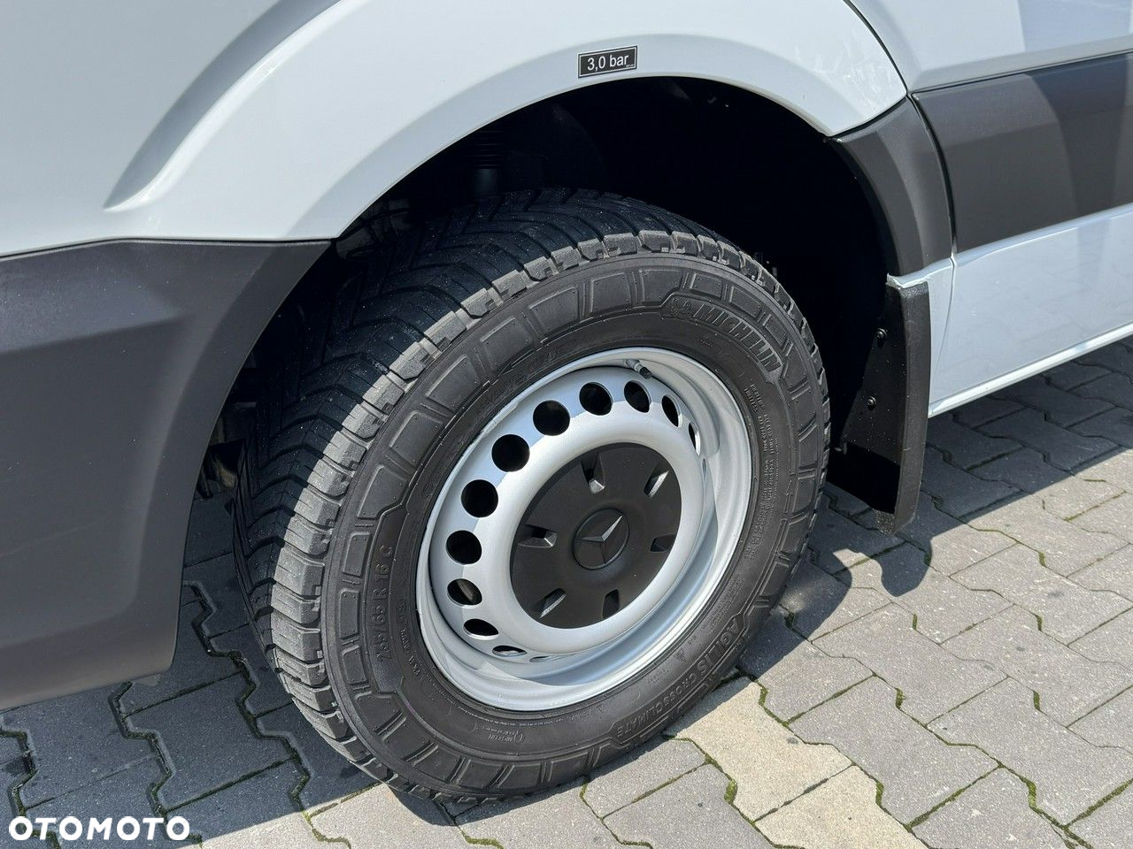 Mercedes-Benz Sprinter - 10