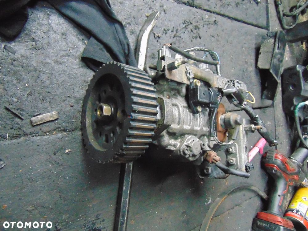 Pompa wtryskowa Mazda premacy 2,0 D - 5