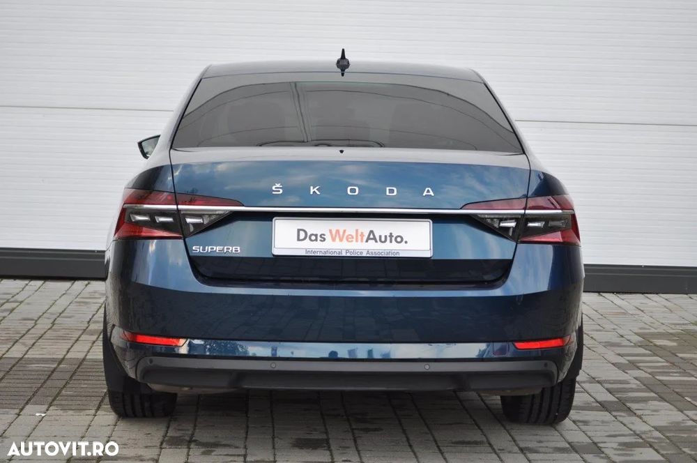 Skoda Superb 2.0 TSI DSG Style - 11