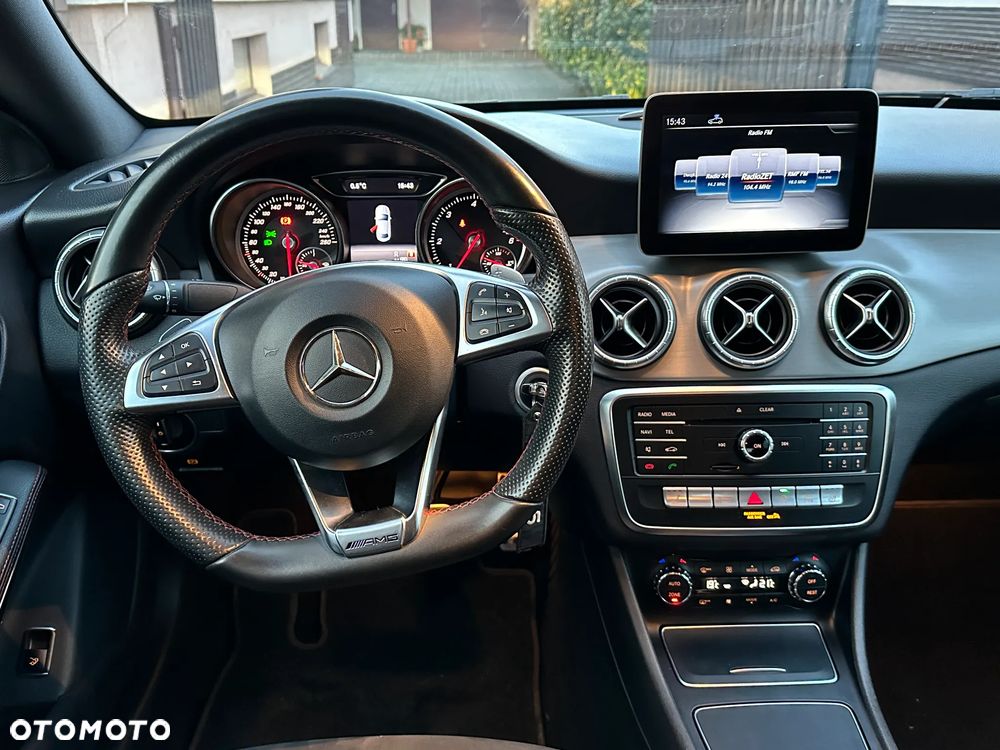 Mercedes-Benz CLA 220 d 7G-DCT AMG Line - 6