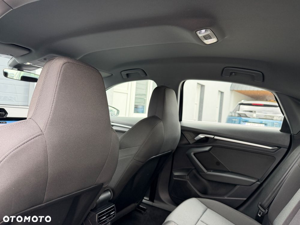 Audi A3 Limousine 1.5 TFSI Sport S tronic - 33