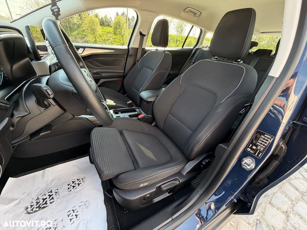 Ford Focus 2.0 EcoBlue Titanium - 18
