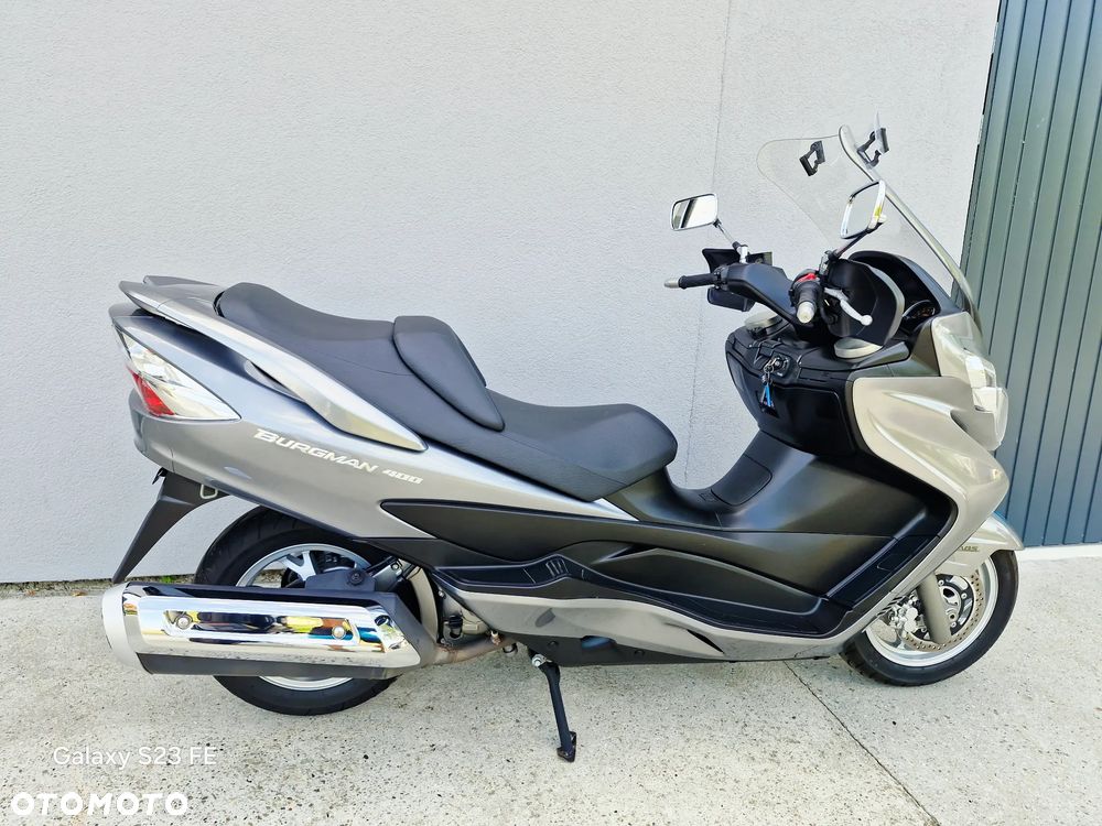 Suzuki Burgman - 37
