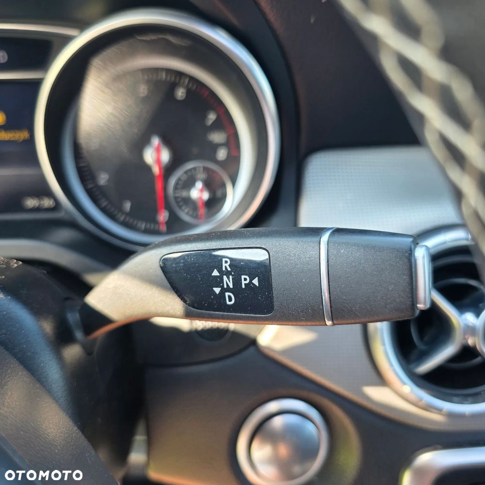 Mercedes-Benz CLA 250 4-Matic - 28