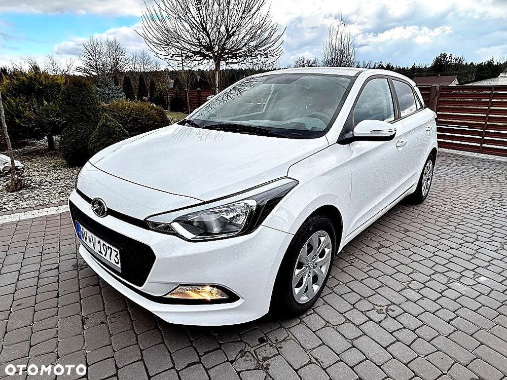 Hyundai i20 blue 1.2 YES Gold - 9