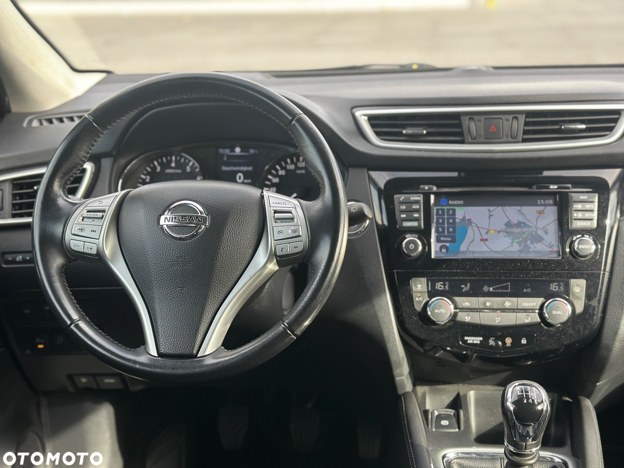 Nissan Qashqai - 12
