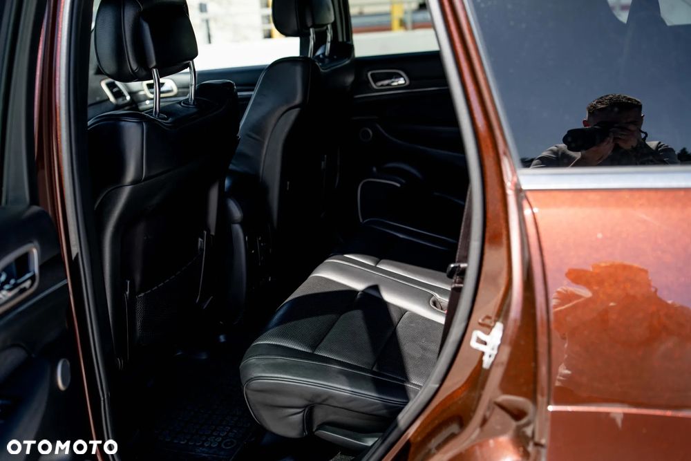 Jeep Grand Cherokee 3.0 CRD Overland Summit - 11