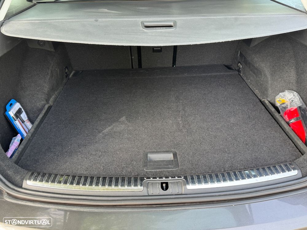 SEAT Leon ST 1.6 TDI Style Ecomotive - 22