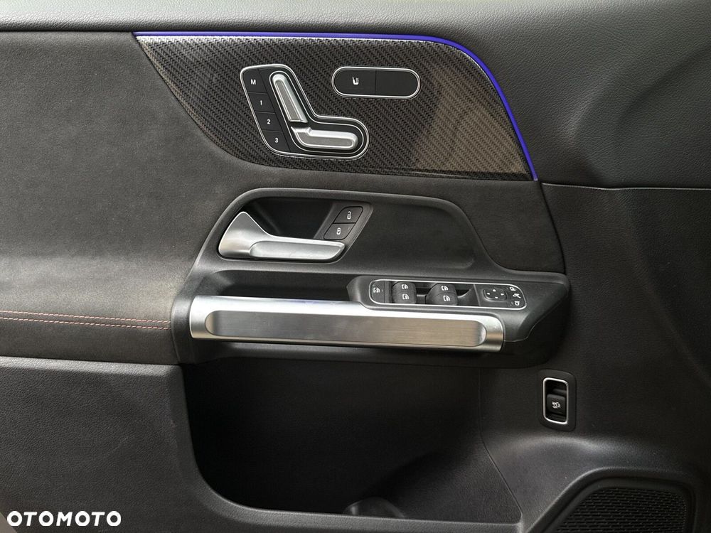 Mercedes-Benz GLB AMG 35 4-Matic - 22