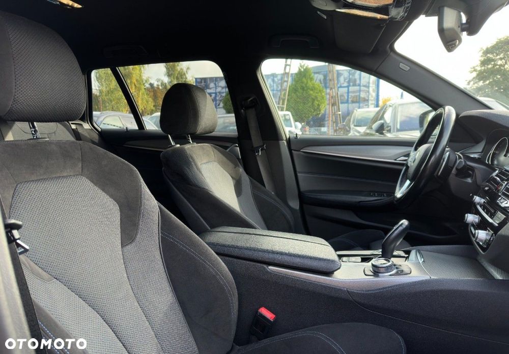 BMW Seria 5 - 21