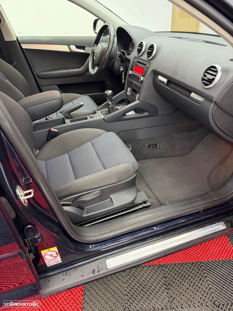 Audi A3 Sportback 2.0 TDi Attraction - 12