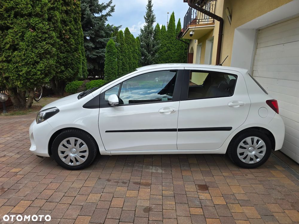 Toyota Yaris 1.0 Active EU6 - 18