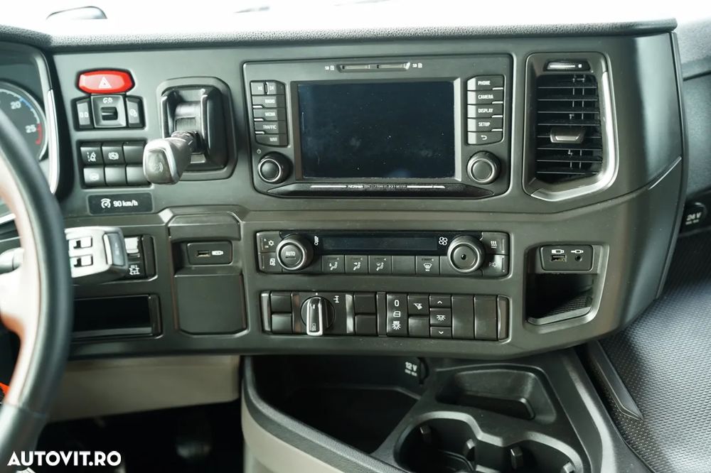 Scania R 520 / V8 / SISTEM HIDRAULIC / RETARDER / I-PARK COOL / FULL AIRMATIC / EURO 6 - 30